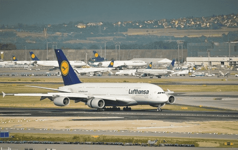 Lufthansa calls for abolition of mandatory masks in air travel