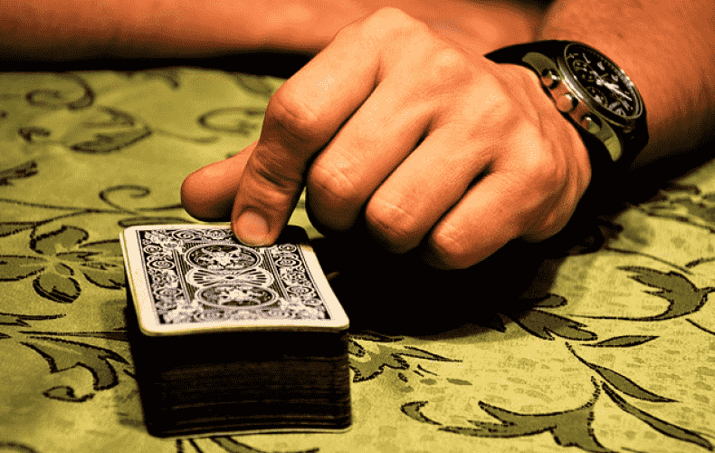 Online-Blackjack - Alle Spielregeln, Strategien und Tipps