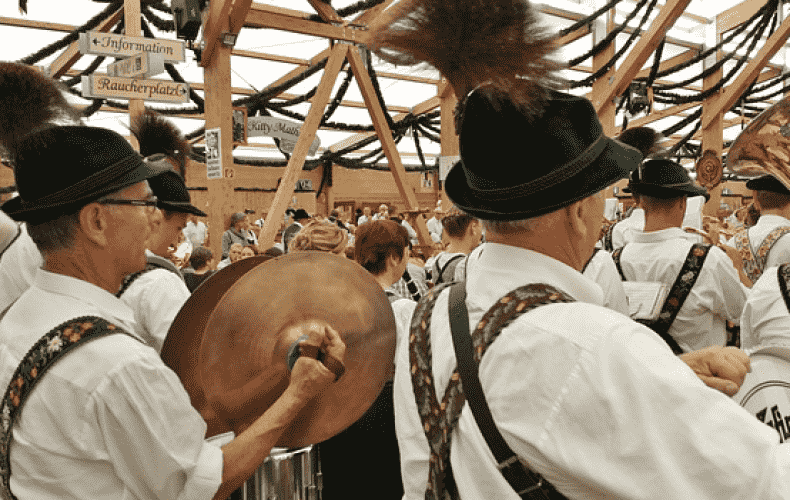 The Essential Oktoberfest Anthems: 7 Songs to Know by Heart