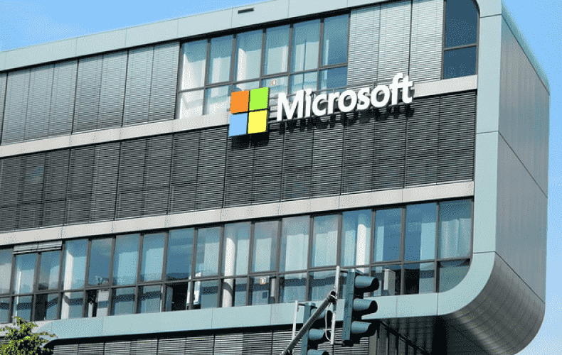 Global Microsoft Outage Causes Widespread Disruptions