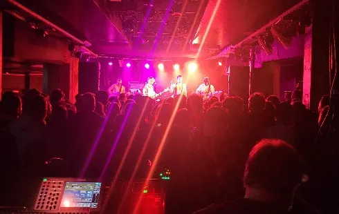 Chaos, catharsis, and charm - post-punk band shame at Munich's Strom