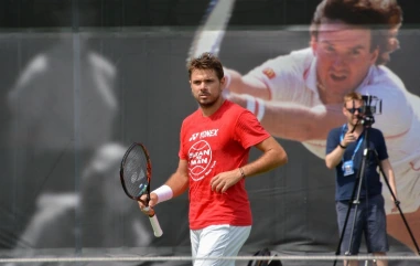 Stan Wawrinka retires after loss in Basel's opening round