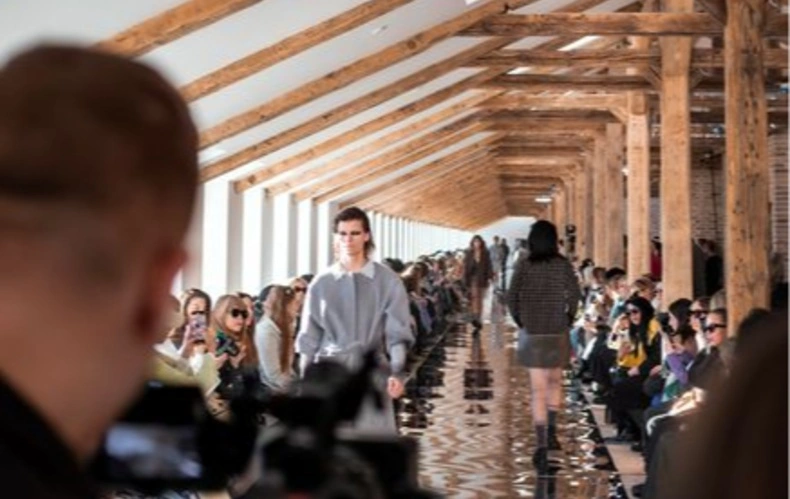 Why Marie Antoinette Showed Up All Over Fashion Week This Year