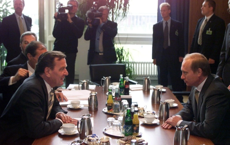 Former German Chancellor Schröder criticised for attending Putin's birthday